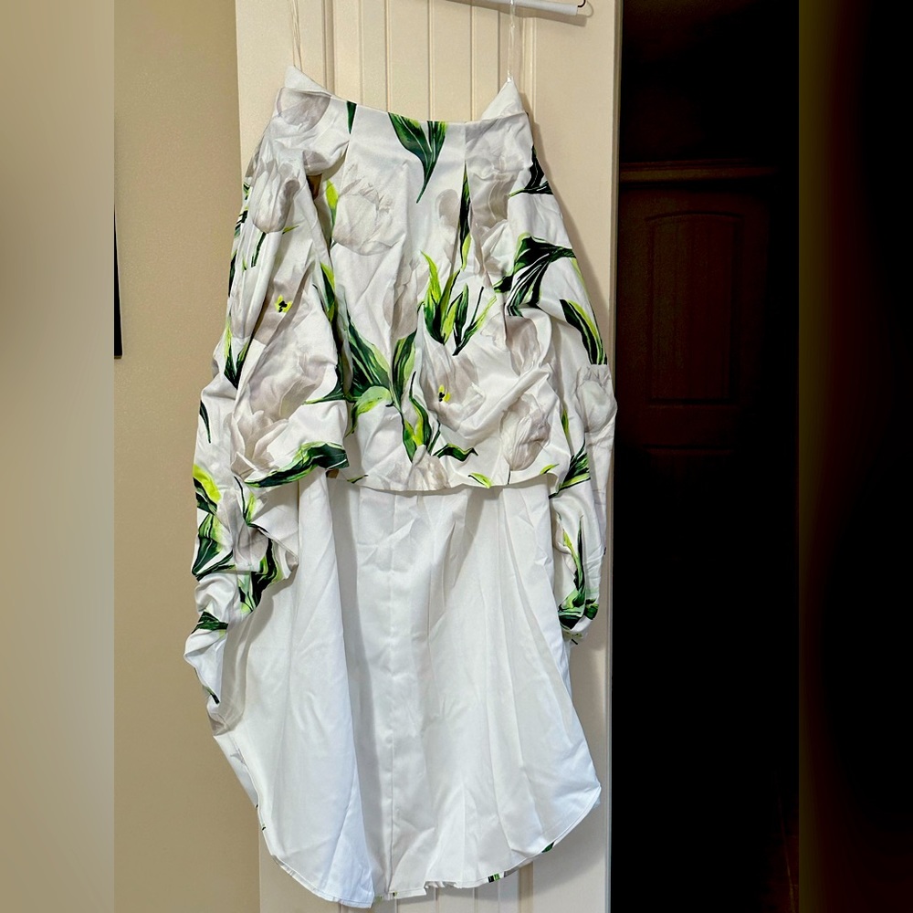 Open front skirt